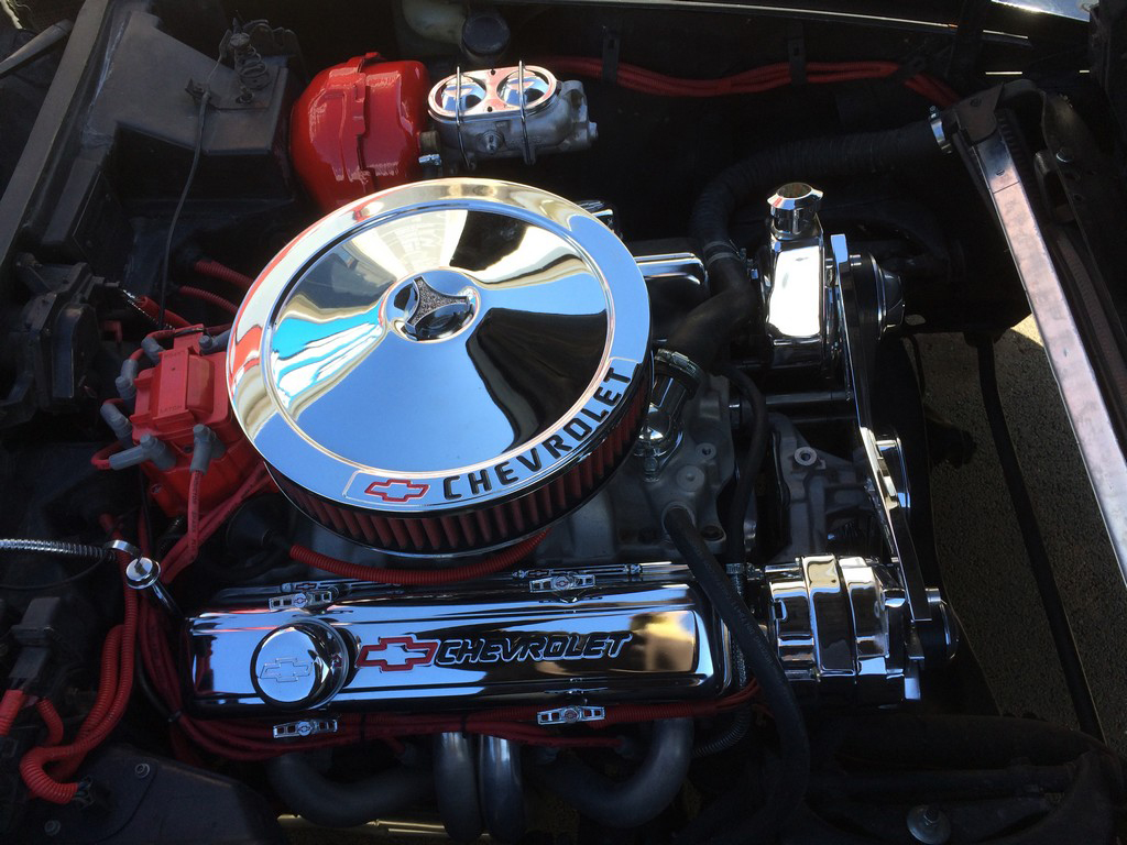 Reconfection de moteur de voiture ancienne (après)